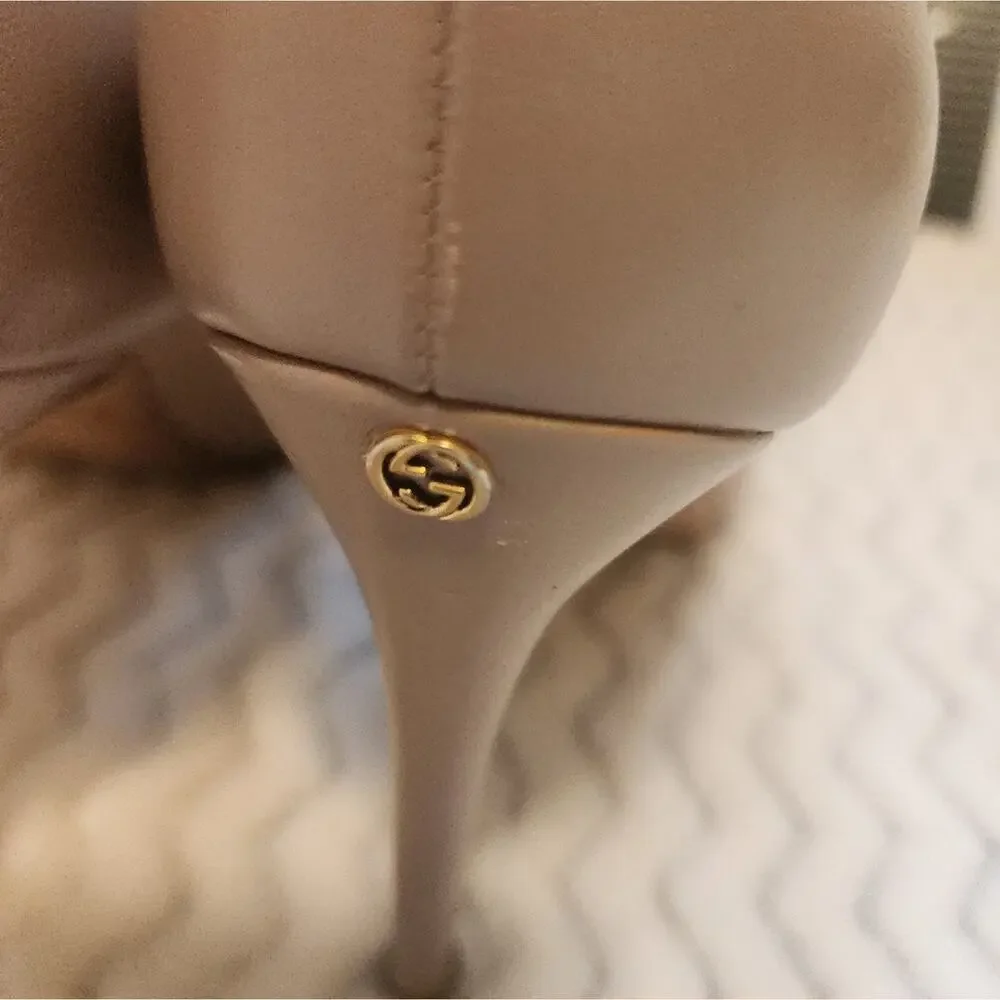 GUCCI BEIGE LEATHER PUMP SIZE 40 WITH BOX & DUSTBAG